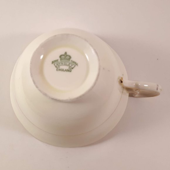 RARE !! Aynsley wide mouthed pale yellow teacup and saucer gold gilt - Picture 9 of 10